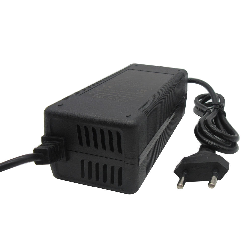 10S 36V 3A Li-ion Electric Scooter Bicycle Charger 42V 36 V Ebike Wheelchair Lithium Battery Charger XLRM DC Connector with Fan